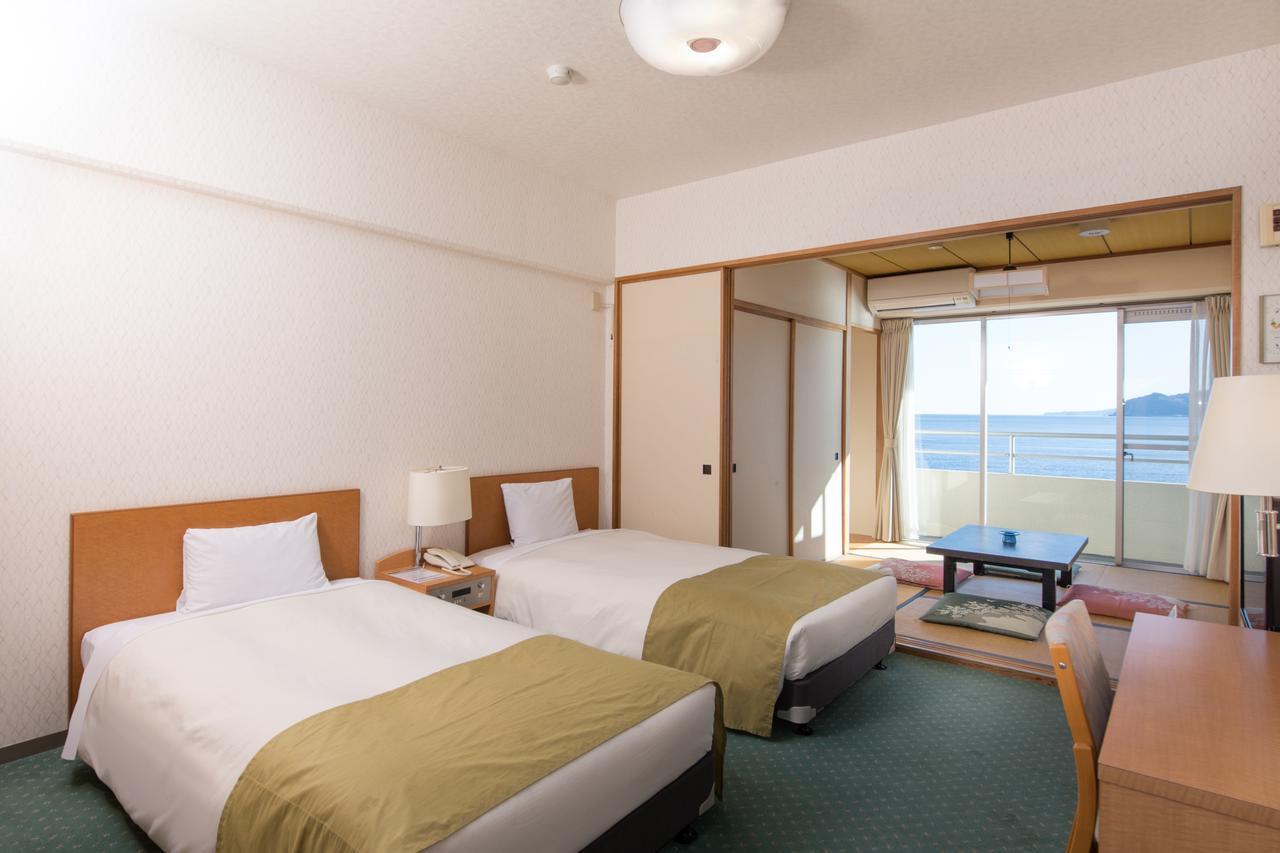 Hotel Wisterian Life Club Atami Atami  Exterior foto